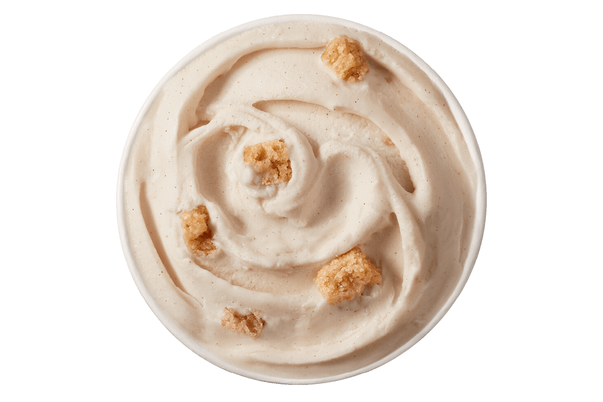 Cinnamon Roll Centers Blizzard Treat
